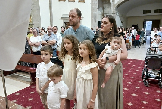 ENVÍO DE FAMILIA MISIONERA