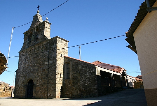 Peque (Santísima Trinidad)