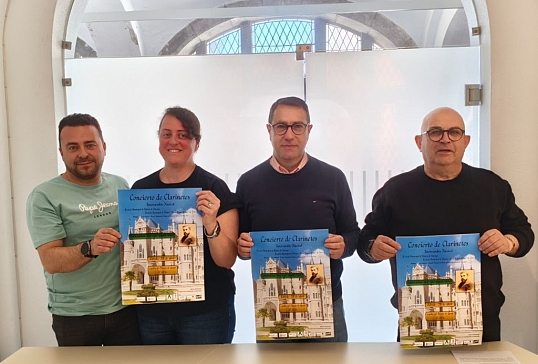 CONCIERTO DE CLARIENTE EN EL PALACIO DENTRO DEL AÑO GAUDÍ