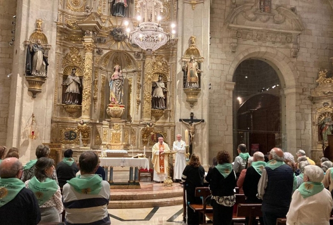 PRIMER DÍA DE LA PEREGRINACIÓN DIOCESANA AL PILAR Y LAS CATEDRALES DE ARAGÓN