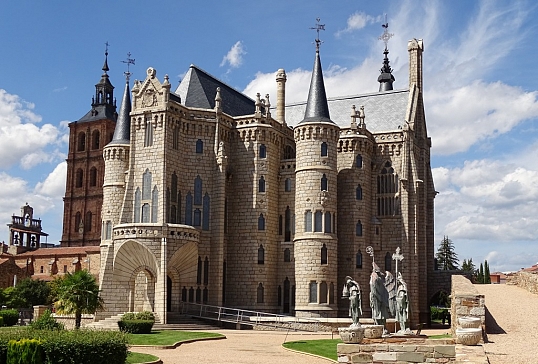 EL PALACIO DE GAUDÍ SUPERÓ EN 2025 LAS 125.000 VISITAS