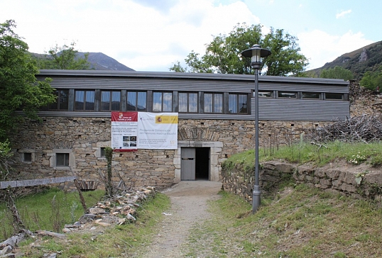 Vuelta a la vida del monasterio de Montes