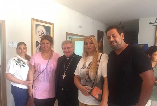 El Obispo participa en un encuentro con los delegados de pastoral gitana en Toledo