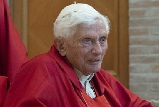 NOTA DEL SR. OBISPO ANTE LA MUERTE DE BENEDICTO XVI