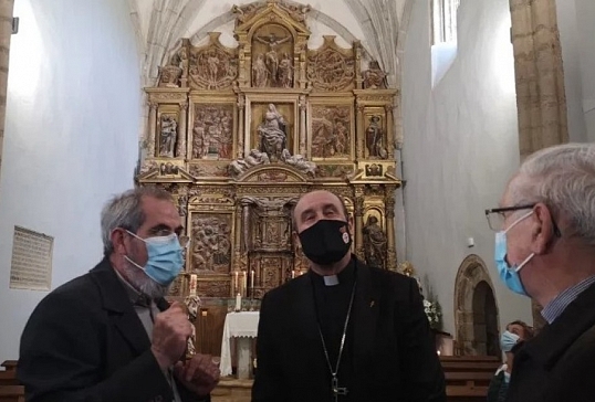 EL OBISPO DE ASTORGA PRESIDE LA MISA INAUGURAL DE LA RESTAURACIÓN DE LA IGLESIA DE GRIJALBA