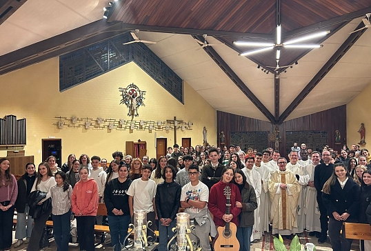 LA FE SE HACE AMISTAD EN EL ENCUENTRO DIOCESANO DE JÓVENES