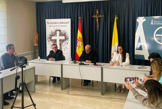 MONS. JESÚS FERNÁNDEZ GONZÁLEZ, NOMBRADO OBISPO DE CÓRDOBA