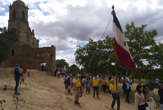 EL ANTIGUO VALLE DE SANTA MARÍA SE HACE ROMERO EN LA 