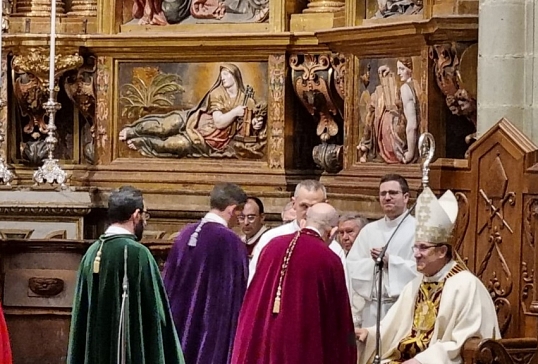 LA 8 LEÓN RETRANSMITE LA MISA DE PASCUA DESDE LA CATEDRAL DE ASTORGA