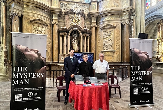THE MYSTERY MAN, EN LA CATEDRAL DE ASTORGA