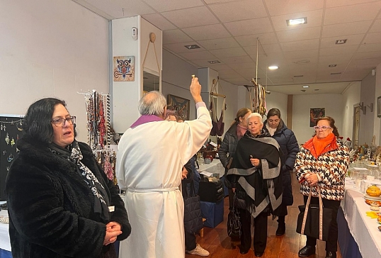 INAUGURADO EN ASTORGA EL RASTRILLO SOLIDARIO DE MANOS UNIDAS