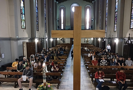 ENCUENTRO DE ORACION CON JOVENES EN PONFERRADA