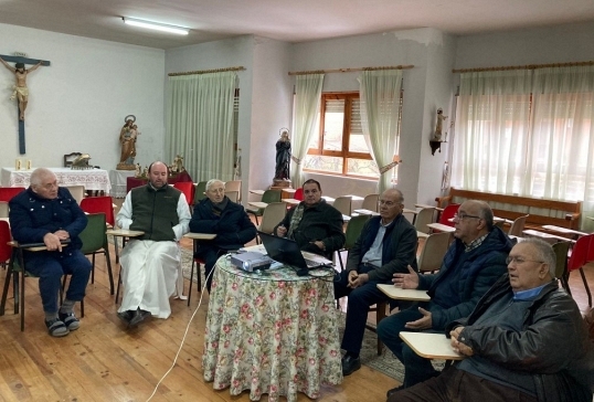 REUNIÓN DEL EQUIPO SACERDOTAL DE LA UPA DEL ÓRBIGO Y EL VICARIO DE PASTORAL