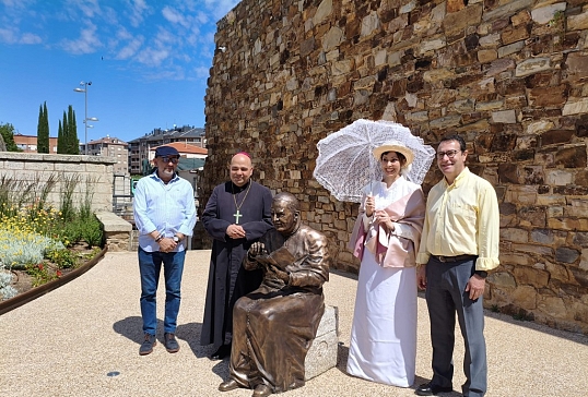 LA HISTORIA COBRA VIDA EN LAS VISITAS TEATRALIZADAS DEL PALACIO DE GAUDÍ ESTE VERANO