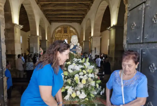 LAS NOBLES TIERRAS DE VIDRIALES RINDEN HOMENAJE A SU PATRONA