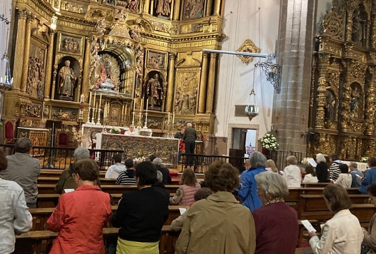 LA DIÓCESIS SE UNE EN ORACIÓN POR LA VISITA DEL PAPA LEÓN XIV A ESPAÑA