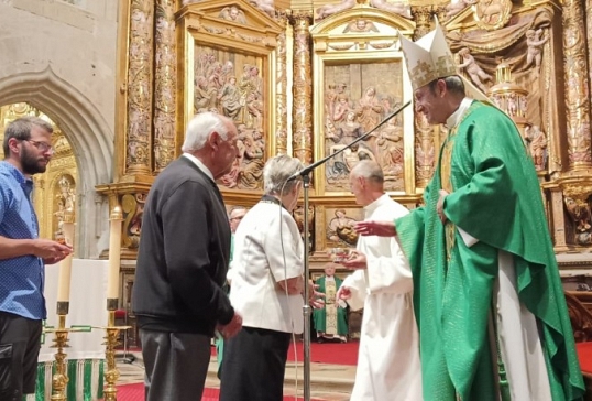 EUCARISTÍA CELEBRADA EN LA CATEDRAL CON MOTIVO DE LA III JORNADA DE LOS ABUELOS Y DE LOS MAYORES