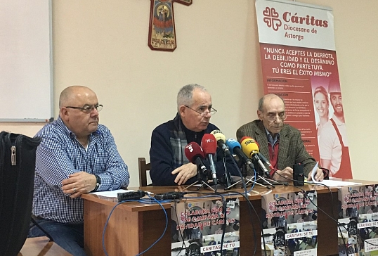 Cáritas Ponferrada ayudó este año a 200 familias