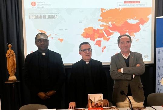 AYUDA A LA IGLESIA NECESITADA PRESENTA EN LA DIÓCESIS EL ÚLTIMO INFORME DE LIBERTAD RELIGIOSA
