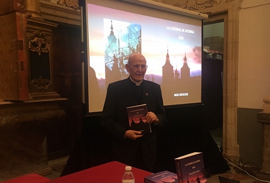 último libro sobre la Catedral de Astorga