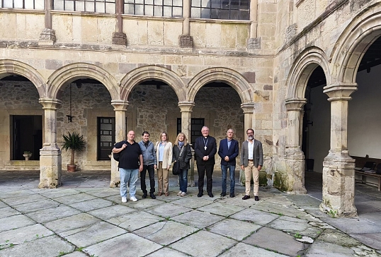 REUNION DE LAS DELEGACIONES DE ENSEÑANZA EN SANTANDER