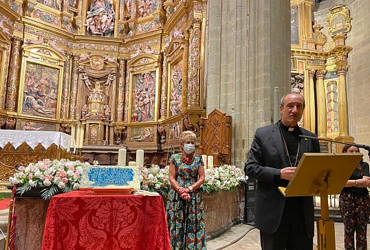 Vísperas solemnes de la Asunción y proclamación de Amigo Mayor en la Catedral