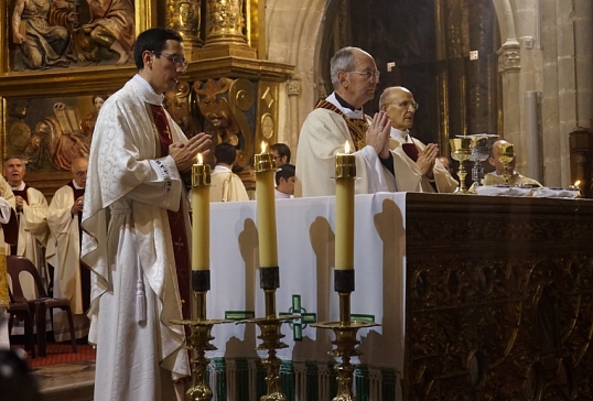 Ordenación presbiteral de Carlos Hernández