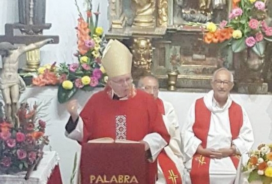 El Obispo de Astorga visita La Cabrera
