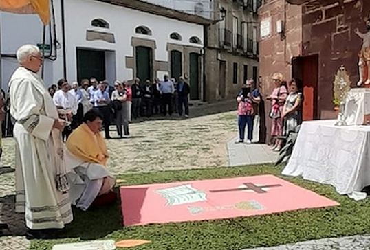 CELEBRACIÓN DO CORPUS CHRISTI NA PARROQUIA DE SANTO ESTEVO NA RÚA