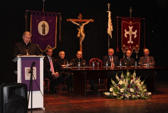 El Obispo de Astorga pregona la Semana Santa de Villafranca