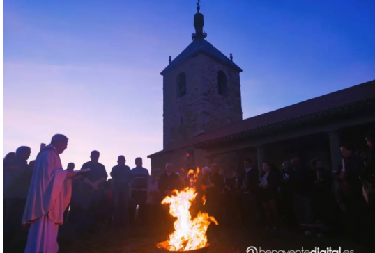 LAS LLAMAS DE LA RESURRECCIÓN EN VIDRIALES