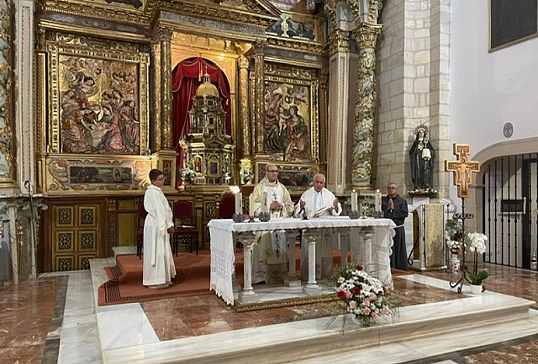 EUCARISTÍA EN HONOR A SAN FRANCISCO DE ASIS Y PRIMER RECUERDO DE SOR Mª ENCINA