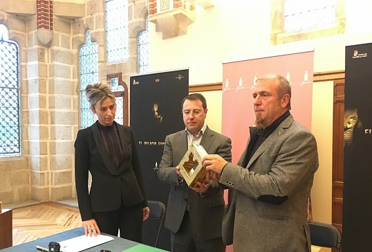 Convenio de colaboración para la realización de una edición de ladrillos diseñados por Gaudí