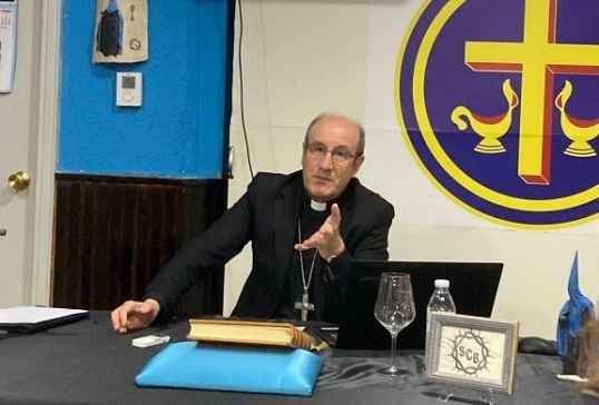 CONFERENCIA DEL OBISPO D. JESÚS FERNÁNDEZ