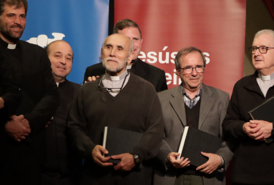 PREMIO ALTER CHRISTUS PARA  D. JOSÉ ANTONIO CRESPO  Y D. FRANCISCO REQUENA