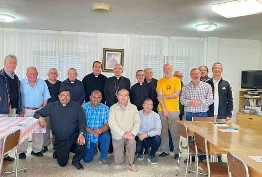 EJERCICIOS ESPIRITUALES PARA SACERDOTES 2025