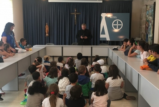 Visita a Astorga de los niños de Puebla de Trives