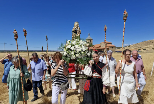 VIDRIALES RINDE HOMENAJE A SU PATRONA LA VIRGEN DEL CAMPO