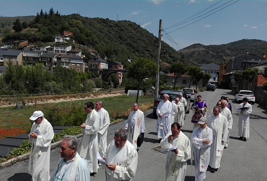 JORNADA DE ORACIÓN POR LA SANTIFICACIÓN DE LOS SACERDOTES