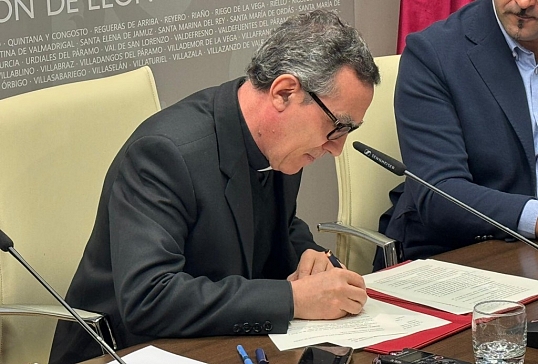 LA DIÓCESIS Y LA DIPUTACIÓN DE LEÓN FIRMAN UN CONVENIO PARA CONSERVAR PEQUEÑOS TEMPLOS